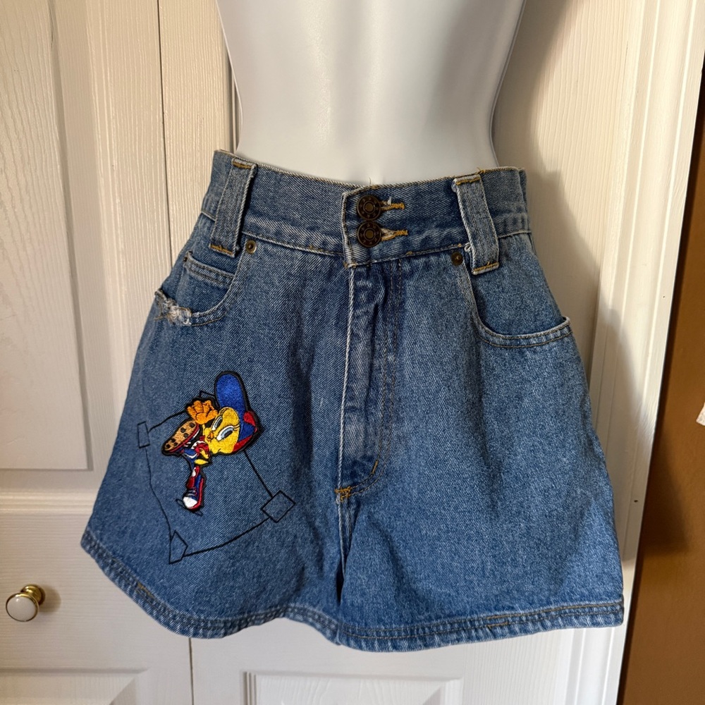 Vintage CGM Inc. Warner Bros. Denim Shorts with Baseball Tweety Bird Patch